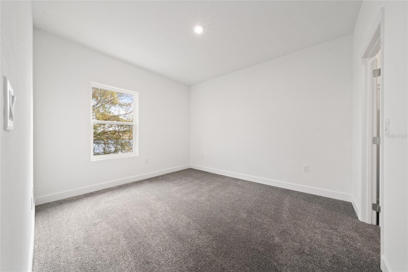 WATERFORD/BRIDGEWATER - Residential