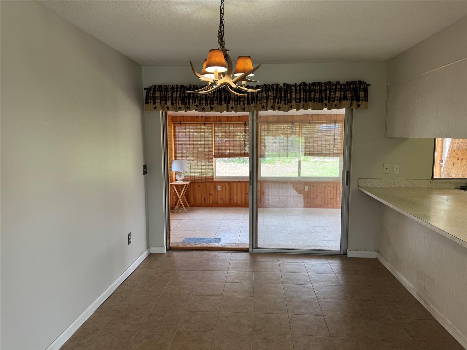 TEE & GRN ESTATES 1ST ADD - Residential