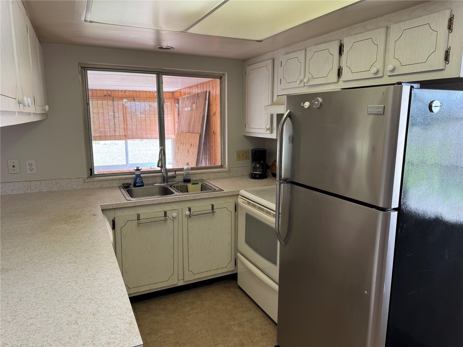 TEE & GRN ESTATES 1ST ADD - Residential