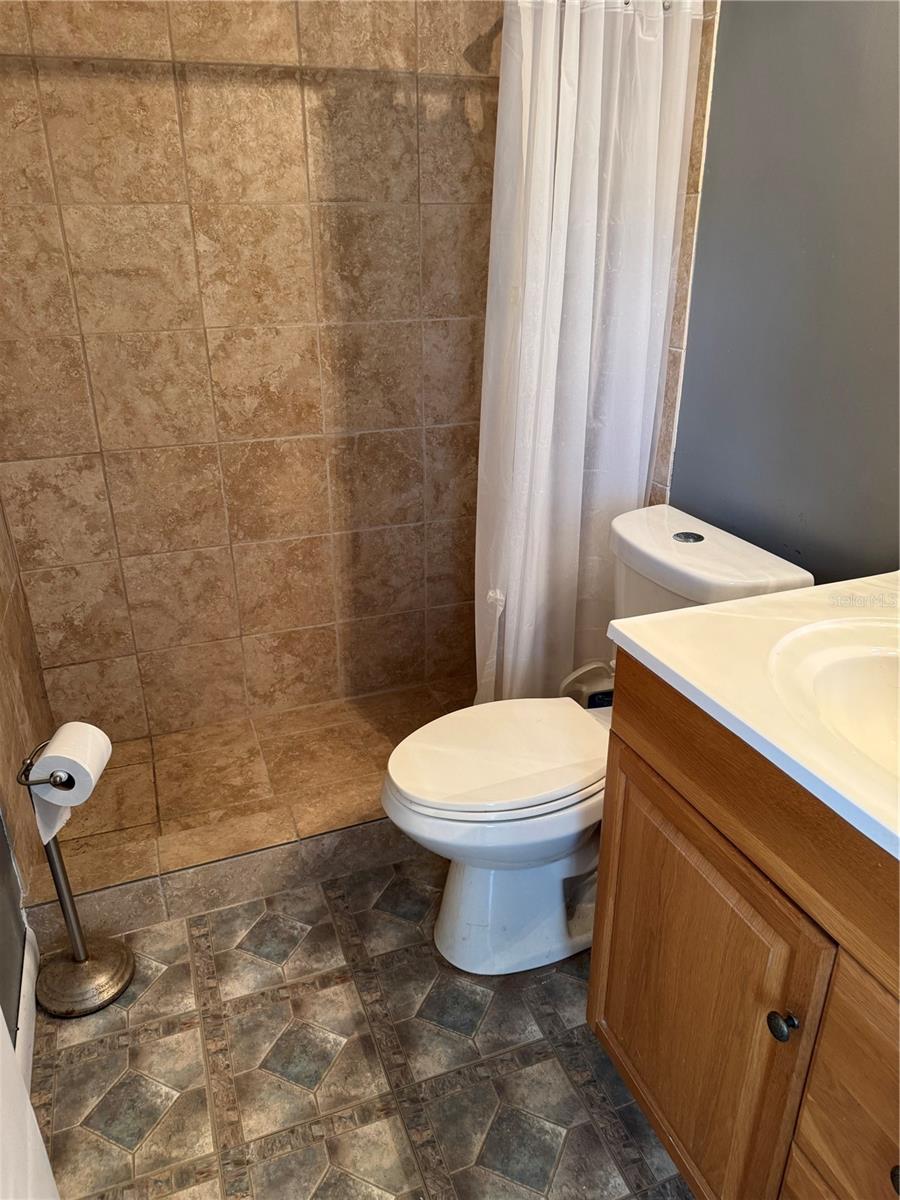 TEE & GRN ESTATES 1ST ADD - Residential