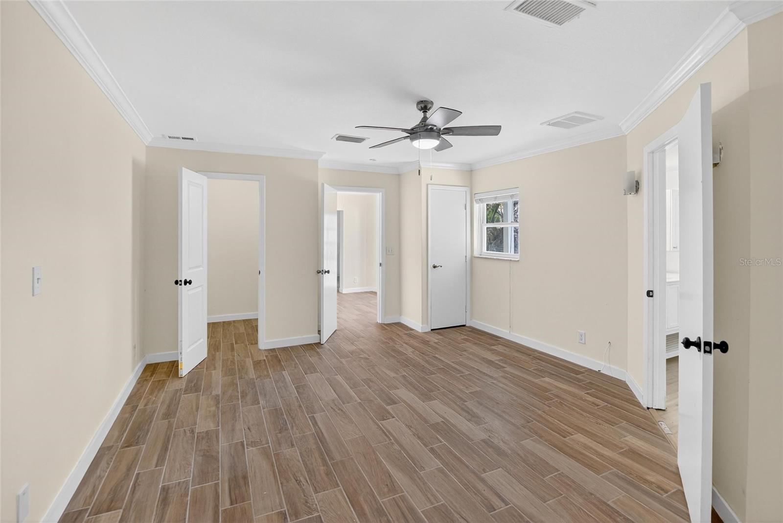 SUNSET PARK - Residential