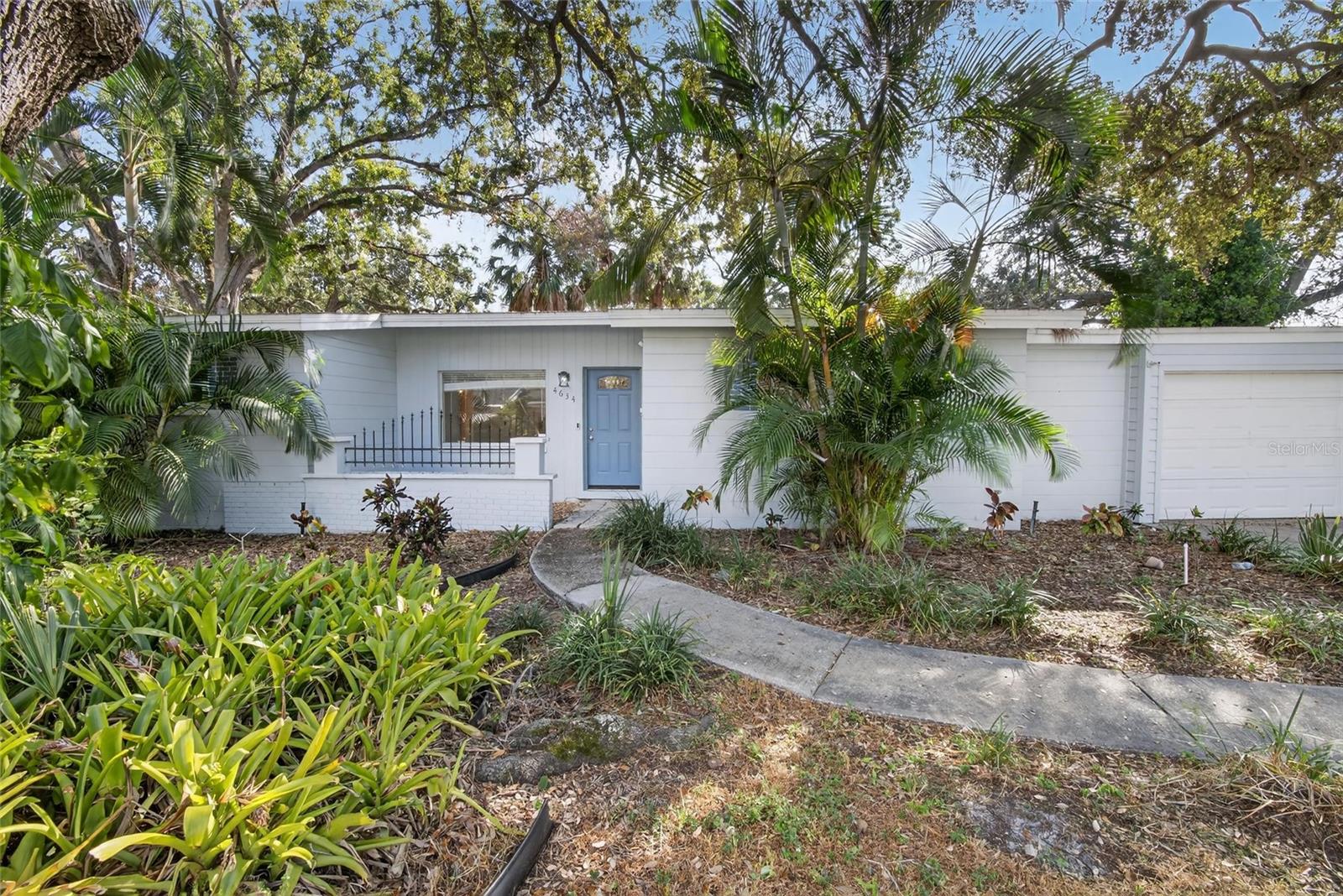 SUNSET PARK - Residential