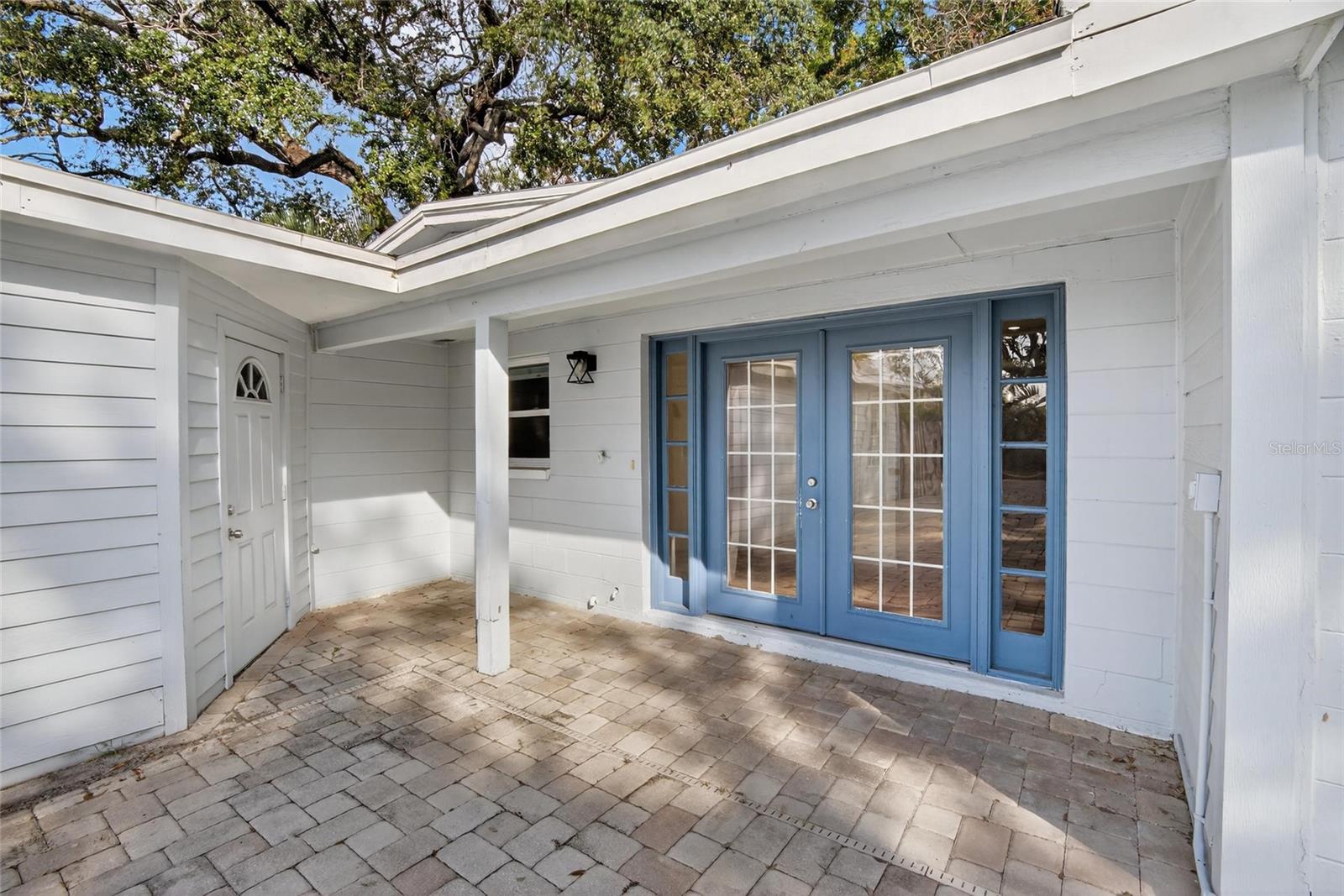 SUNSET PARK - Residential