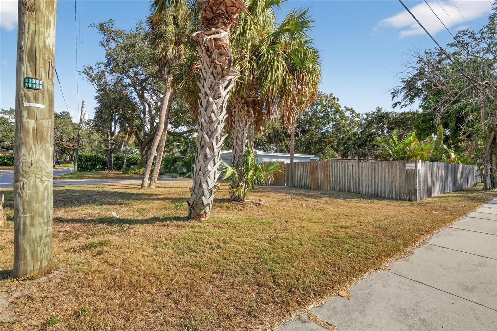 SUNSET PARK - Residential