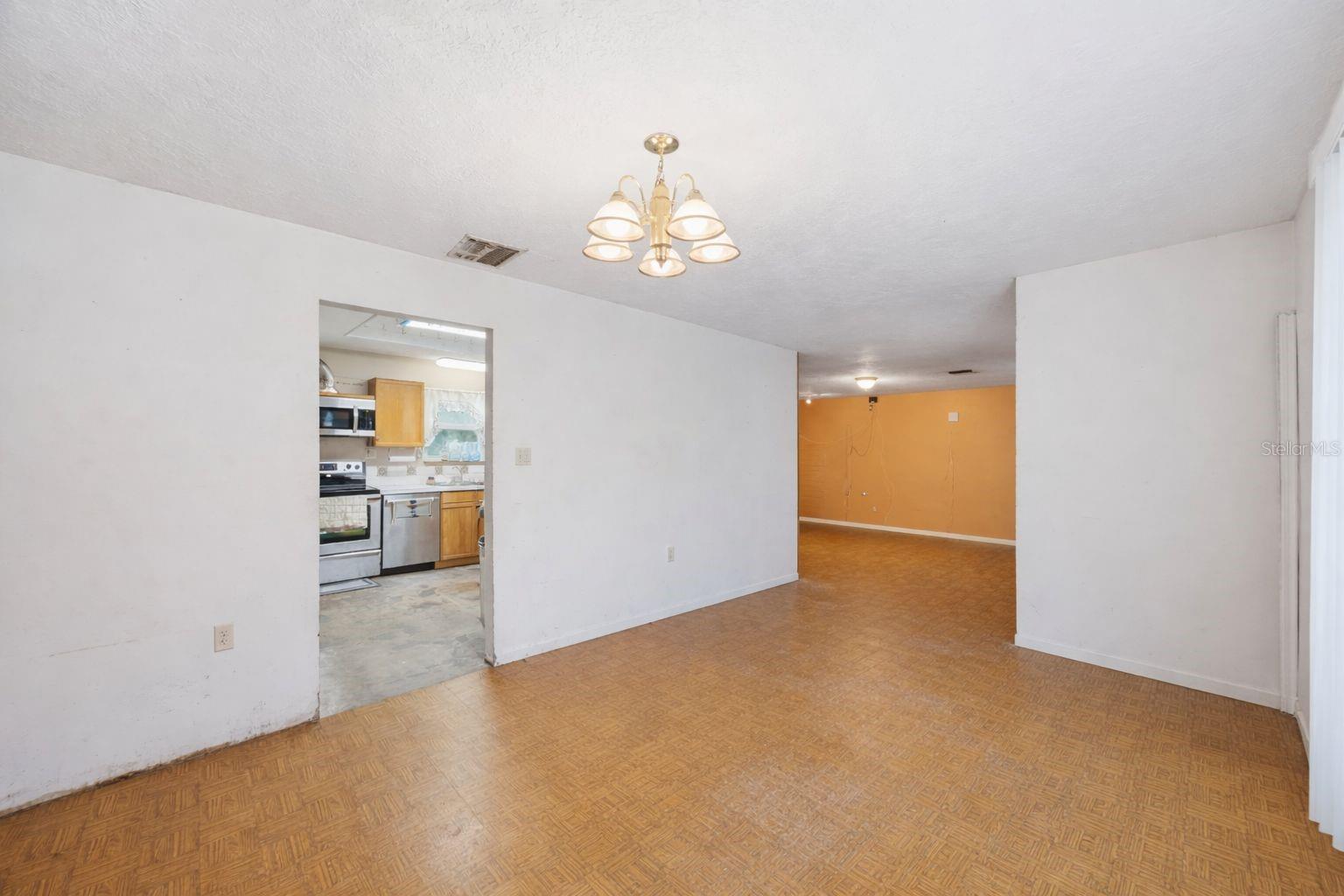 COUNTRY MEADOW WEST UNIT 1 - Residential