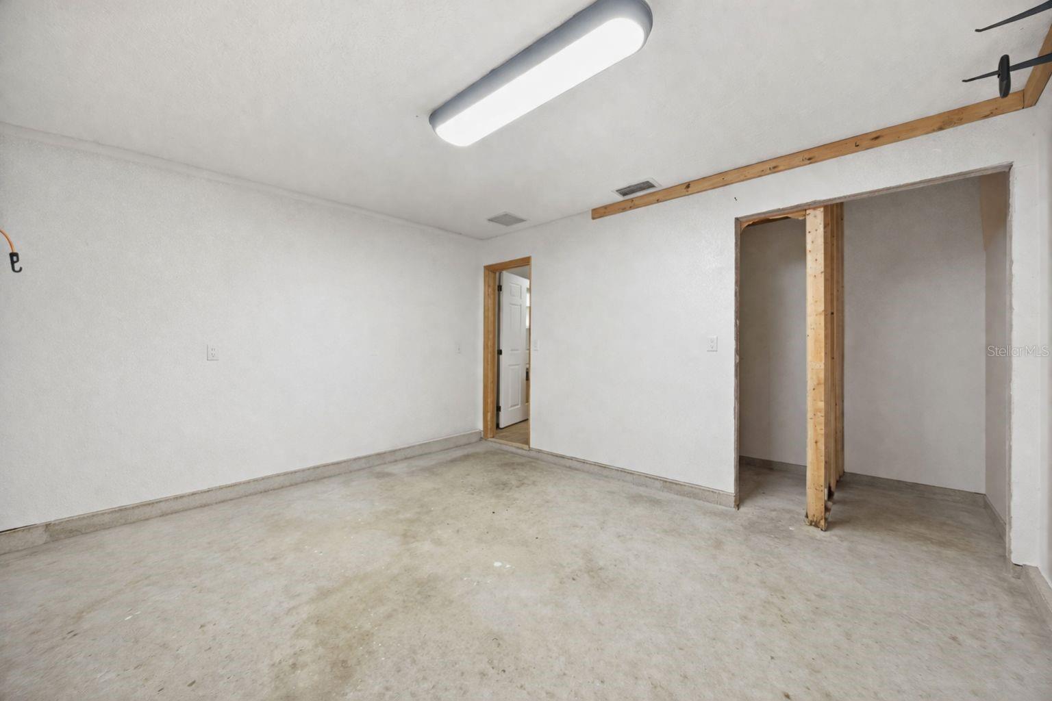 COUNTRY MEADOW WEST UNIT 1 - Residential