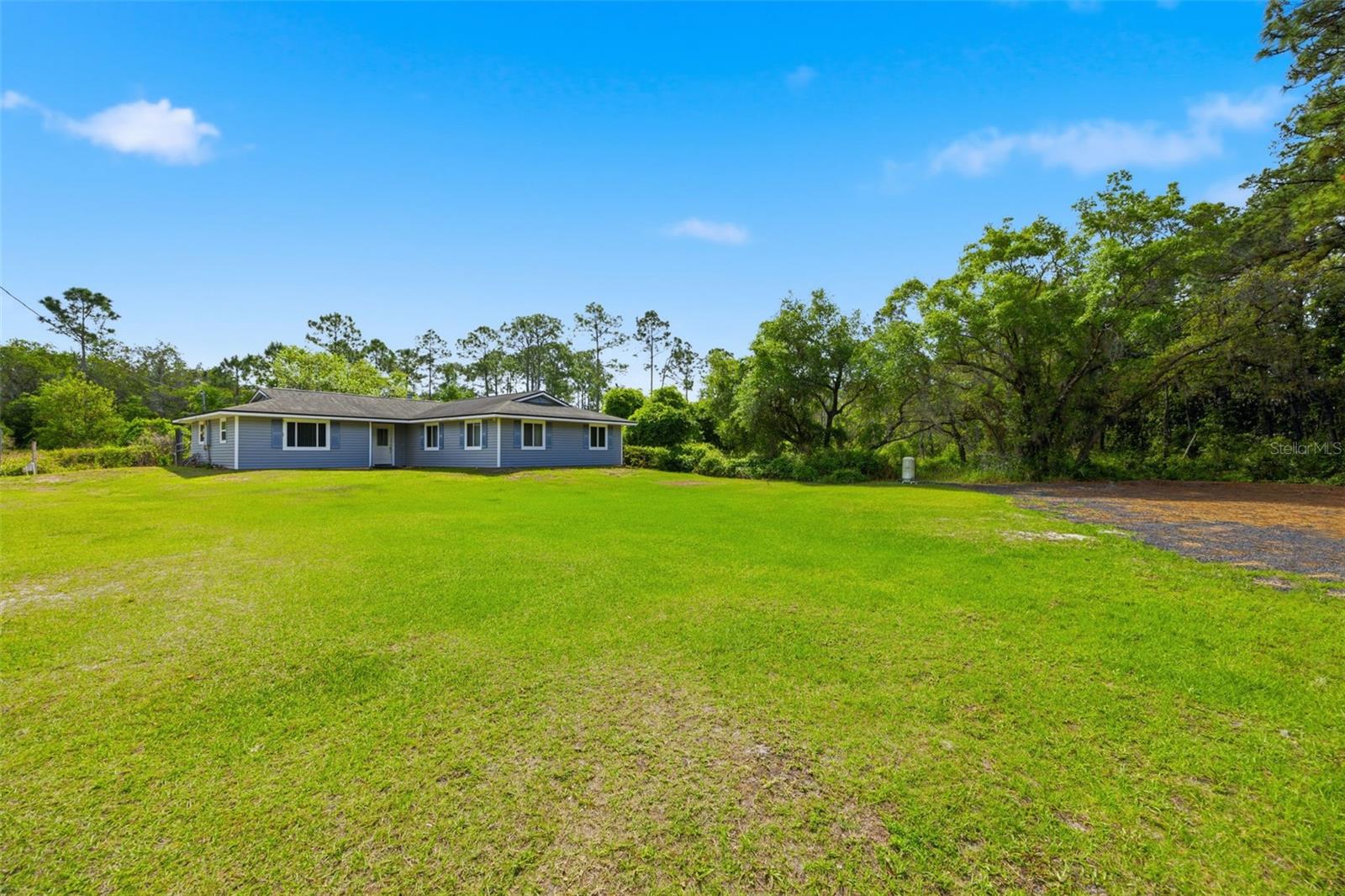 COUNTRY MEADOW WEST UNIT 1 - Residential