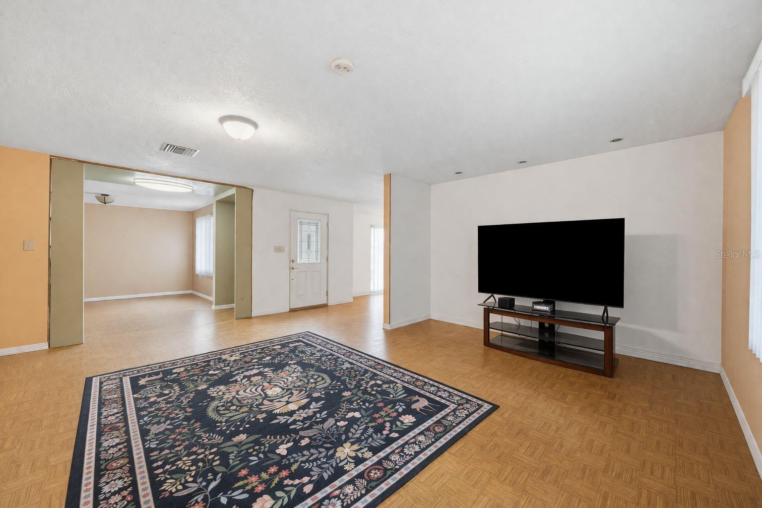 COUNTRY MEADOW WEST UNIT 1 - Residential