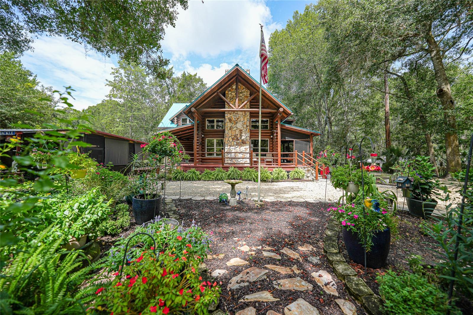 8199 W PINOAK COURT