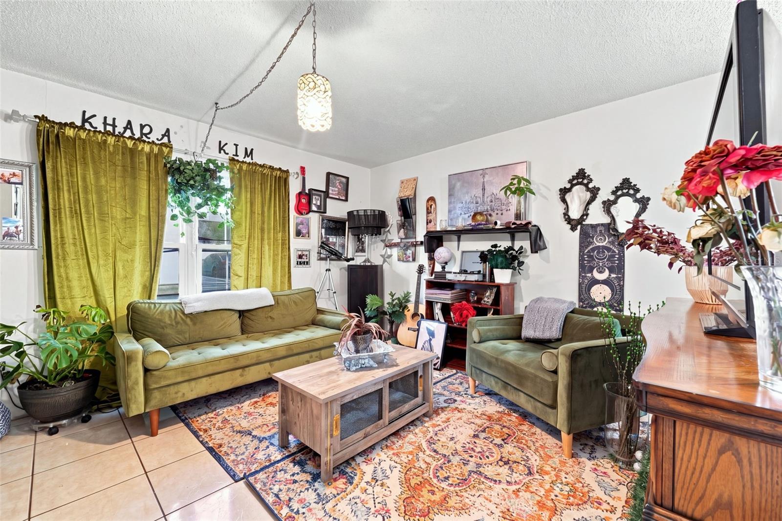 5709 TOWNHOUSE DRIVE
