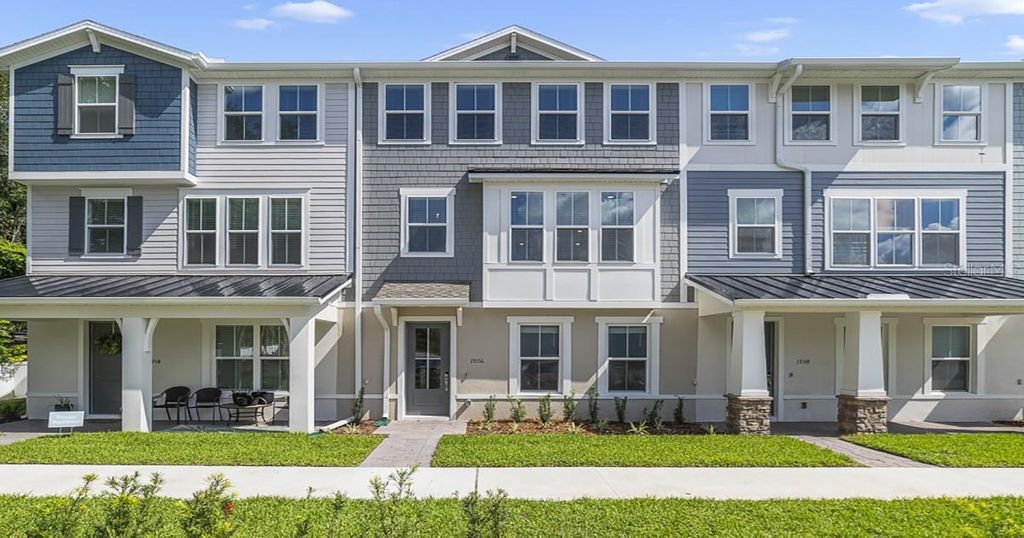 Photo of 1926 Risby Alley #16, Orlando, FL 32803 (MLS # O6351466)