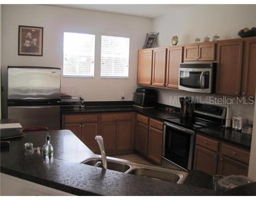 LAKE BURDEN SOUTH PH I - Residential Lease