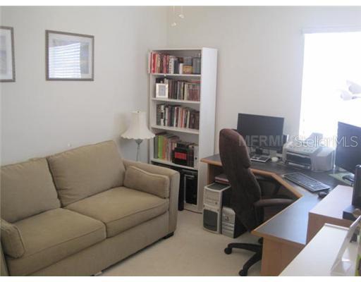 LAKE BURDEN SOUTH PH I - Residential Lease