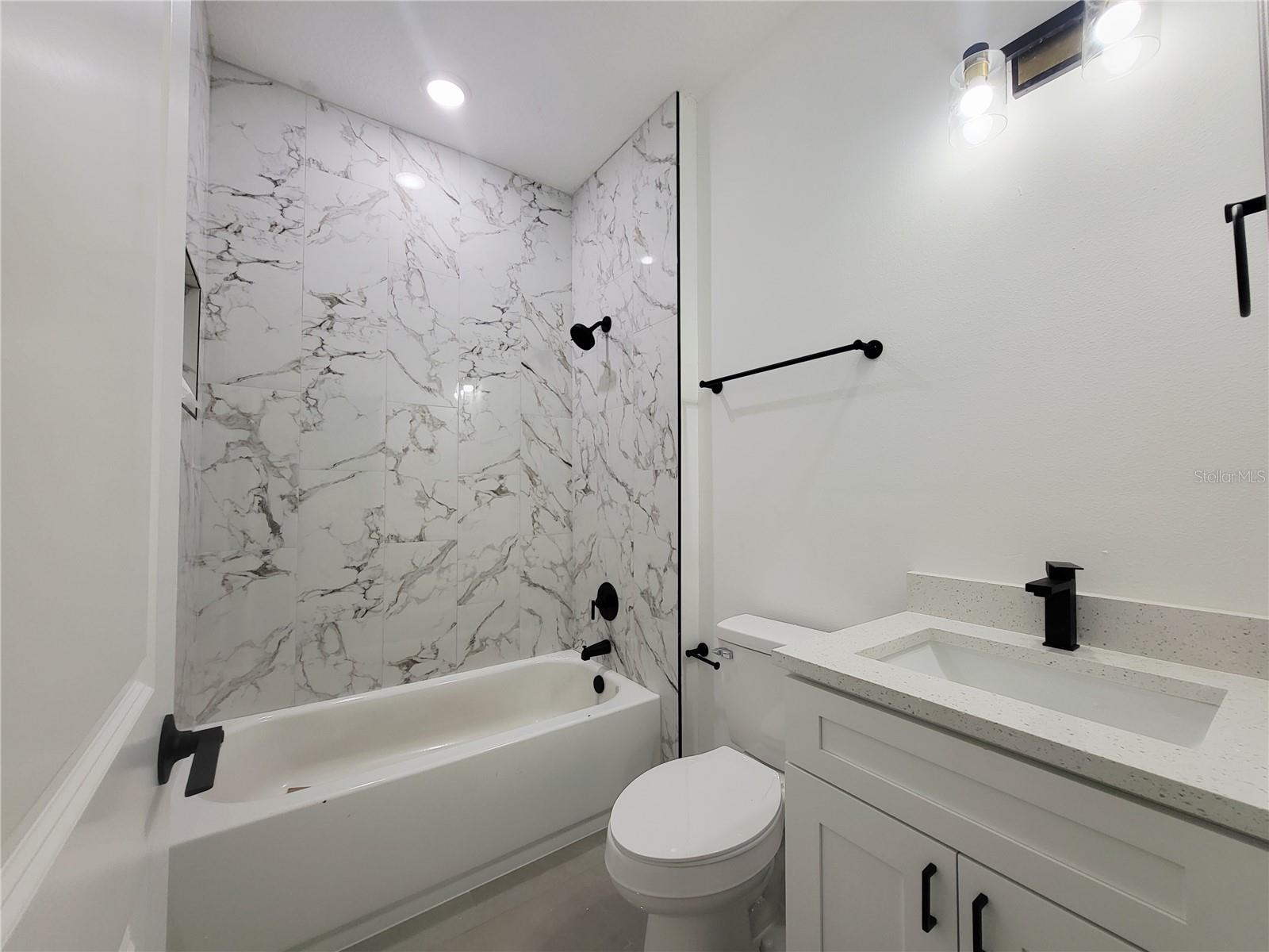 PORT MALABAR UNIT 18 LOT 9 BLK 946 - Residential