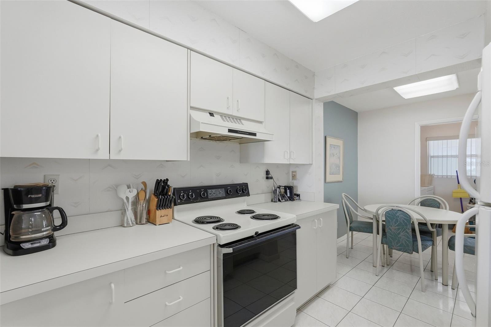 BAHIA VISTA UNIT II - Residential