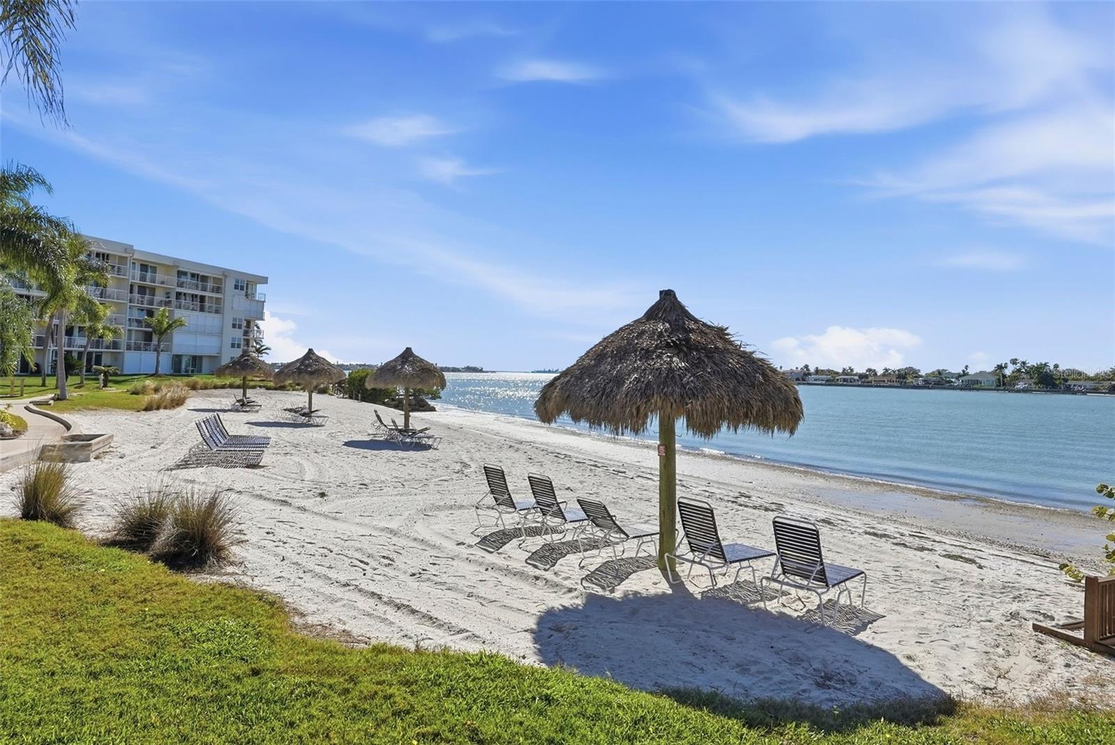 BAHIA VISTA UNIT II - Residential