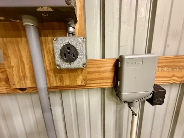 CROWS BLUFF COMMUNITY CENTER - Residential