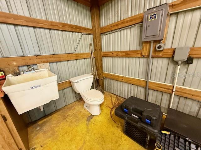 CROWS BLUFF COMMUNITY CENTER - Residential