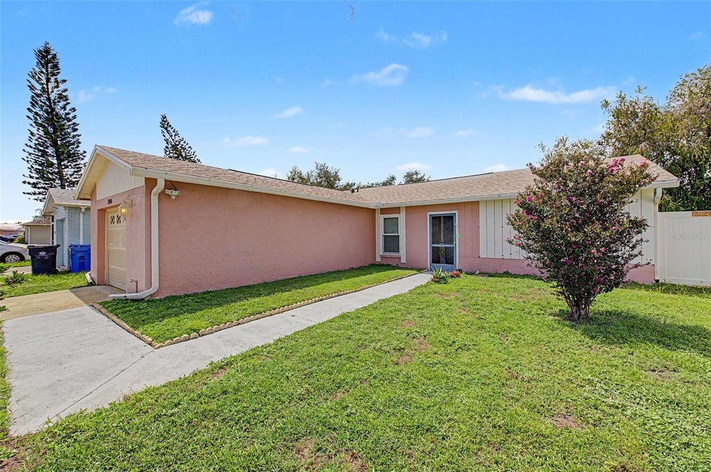 Photo of 1004 Coolwood Place, Brandon, FL 33511 (MLS # TB8540438)