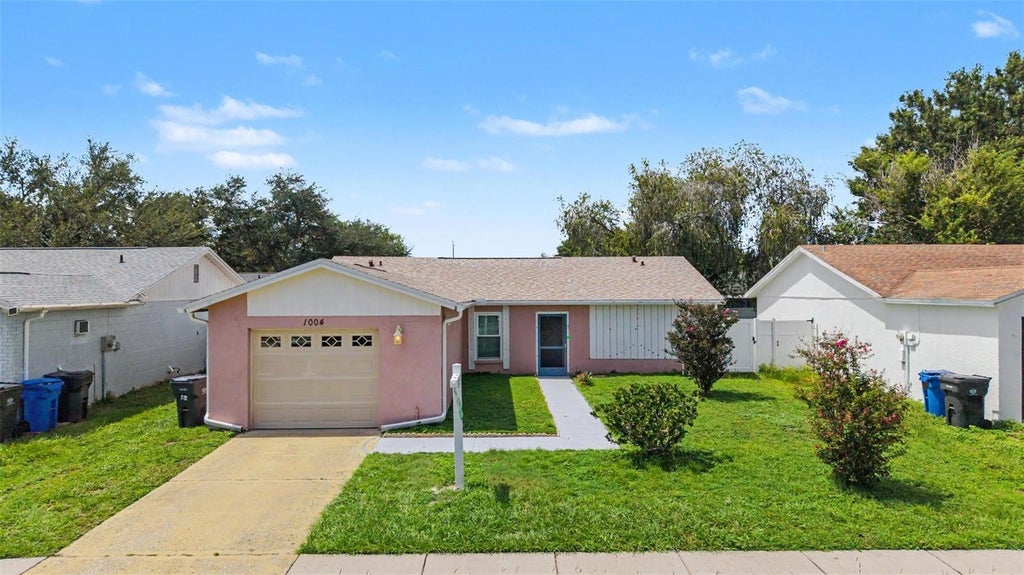 Photo of 1004 Coolwood Place, Brandon, FL 33511 (MLS # TB8540438)