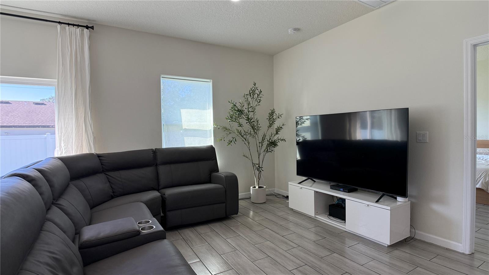 POINCIANA NBRHD 02 VILLAGE 08 - Residential Lease