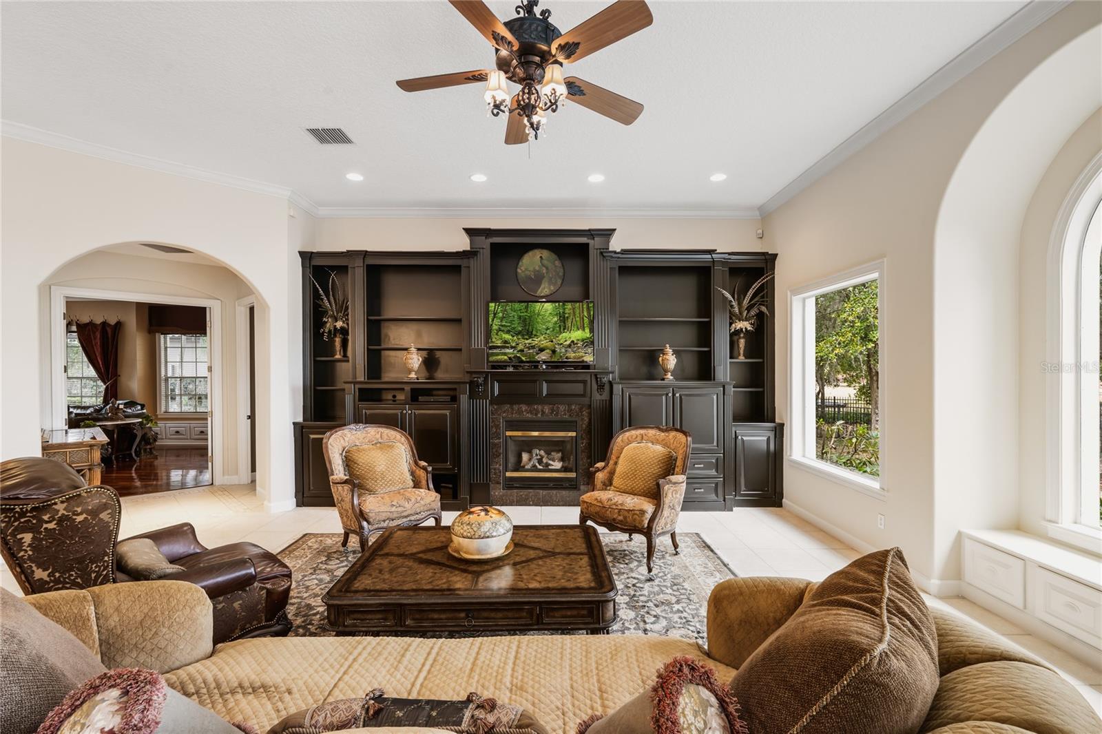 LAKE MARKHAM PRESERVE - Residential