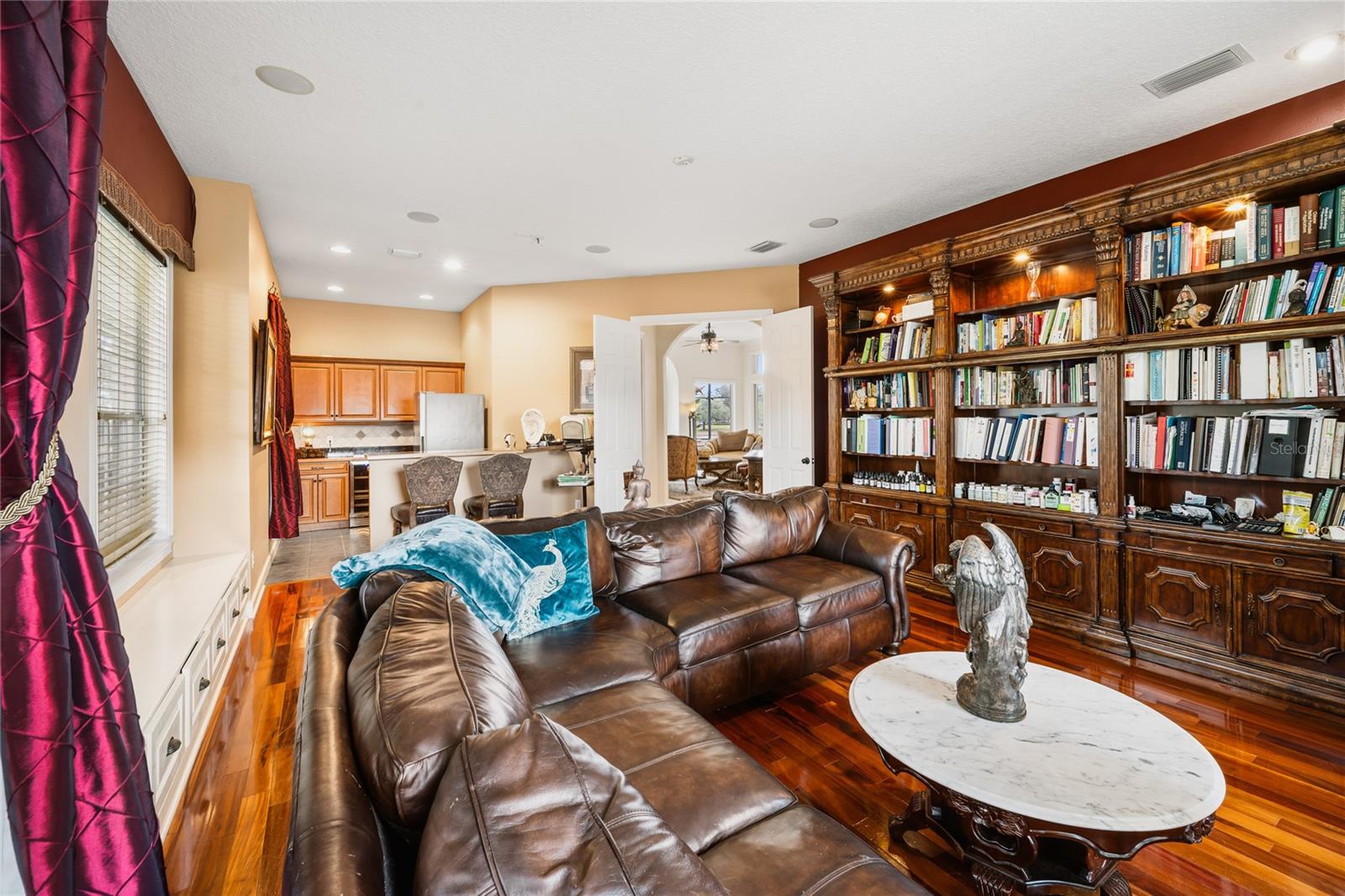 LAKE MARKHAM PRESERVE - Residential