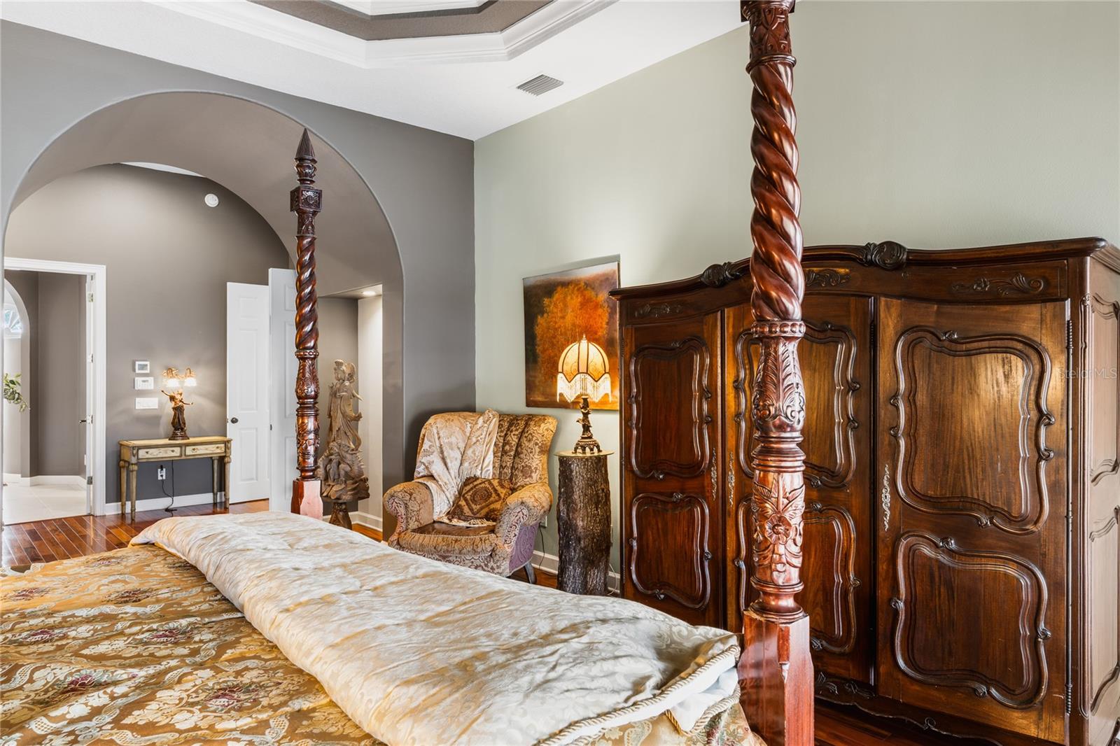 LAKE MARKHAM PRESERVE - Residential