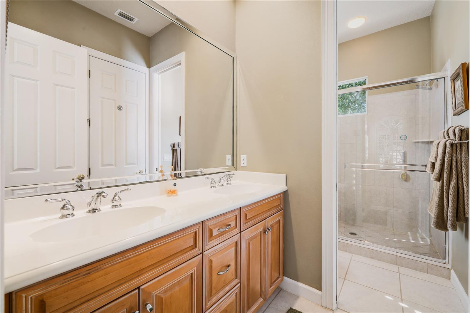 LAKE MARKHAM PRESERVE - Residential