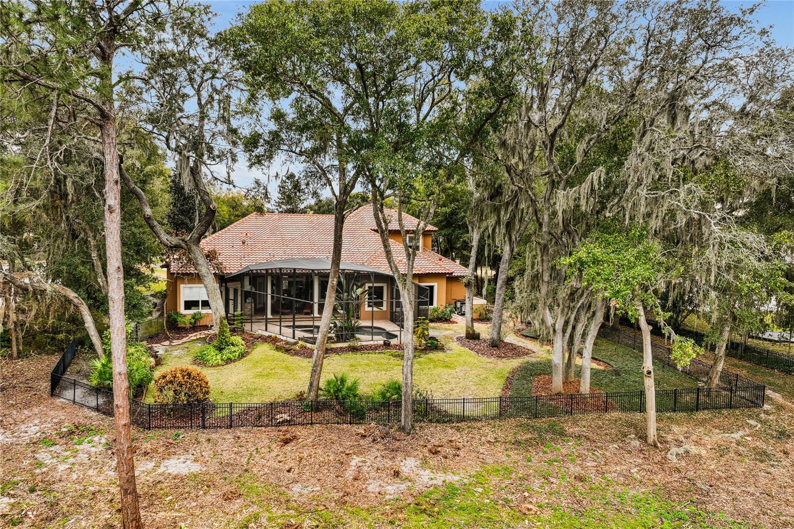 LAKE MARKHAM PRESERVE - Residential