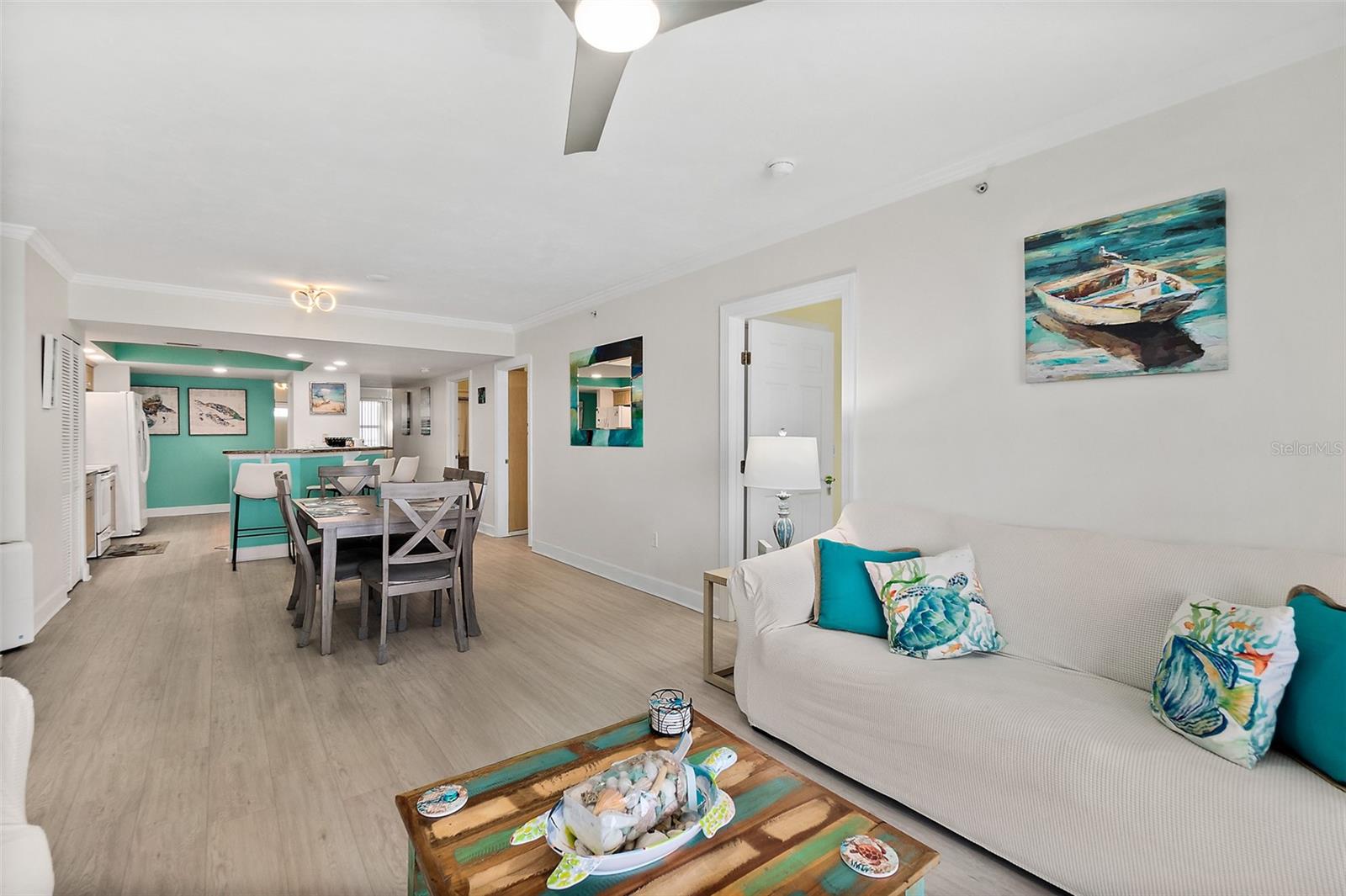 DIMUCCI TWIN TOWERS N & S - Residential
