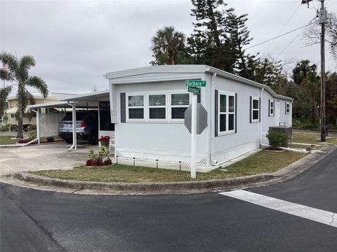 A home in ELLENTON