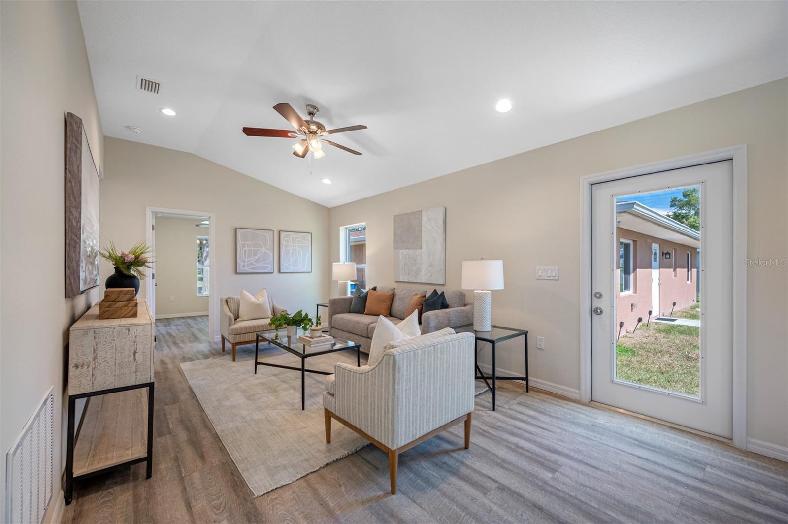 PLAZA PARK ADD CLEARWATER IMPROV CO CORR - Residential