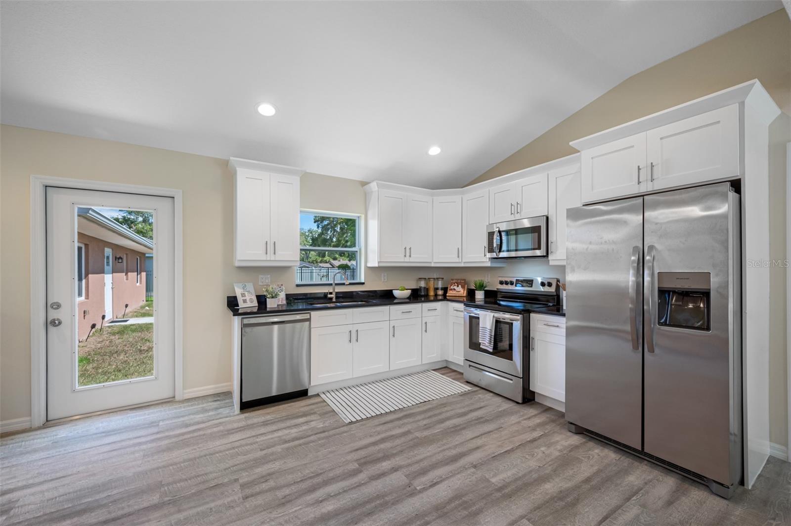 PLAZA PARK ADD CLEARWATER IMPROV CO CORR - Residential