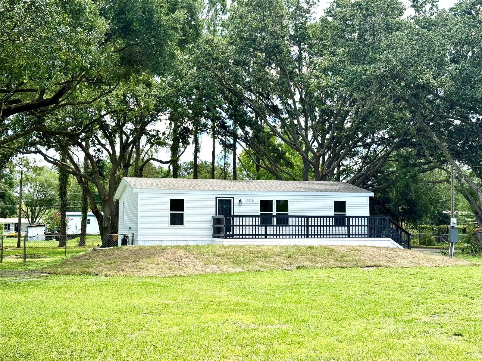 6611 GLEN MEADOW LOOP