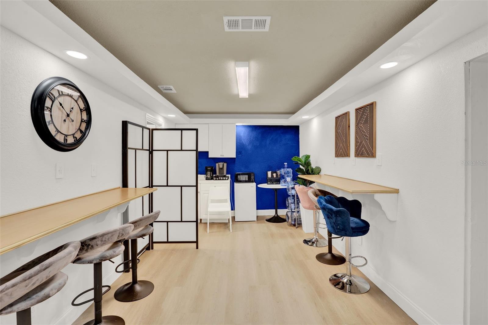 TINKER HEIGHTS - Commercial Sale