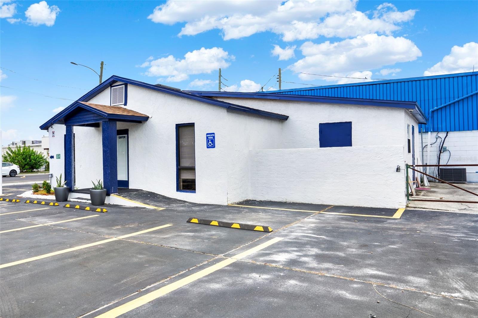 TINKER HEIGHTS - Commercial Sale