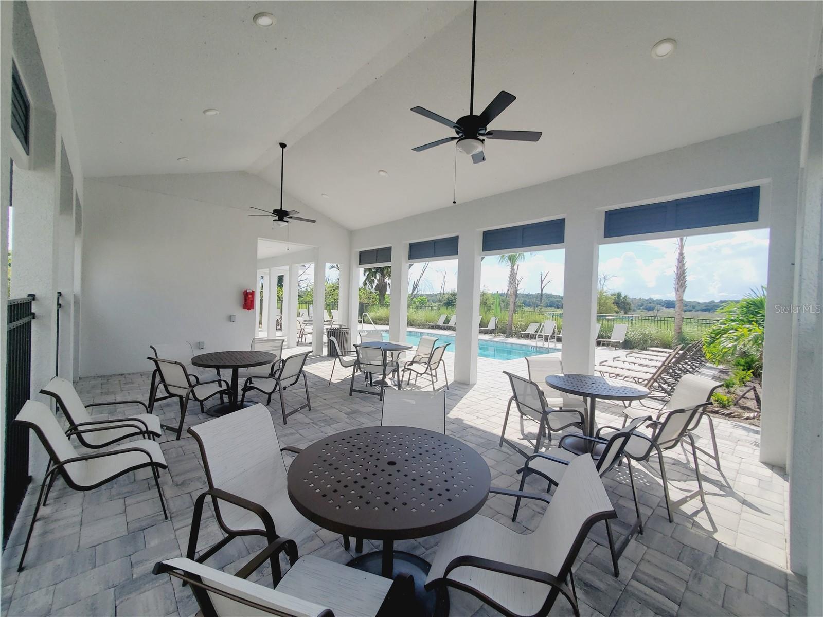 LAKE MDW LNDG - Residential Lease