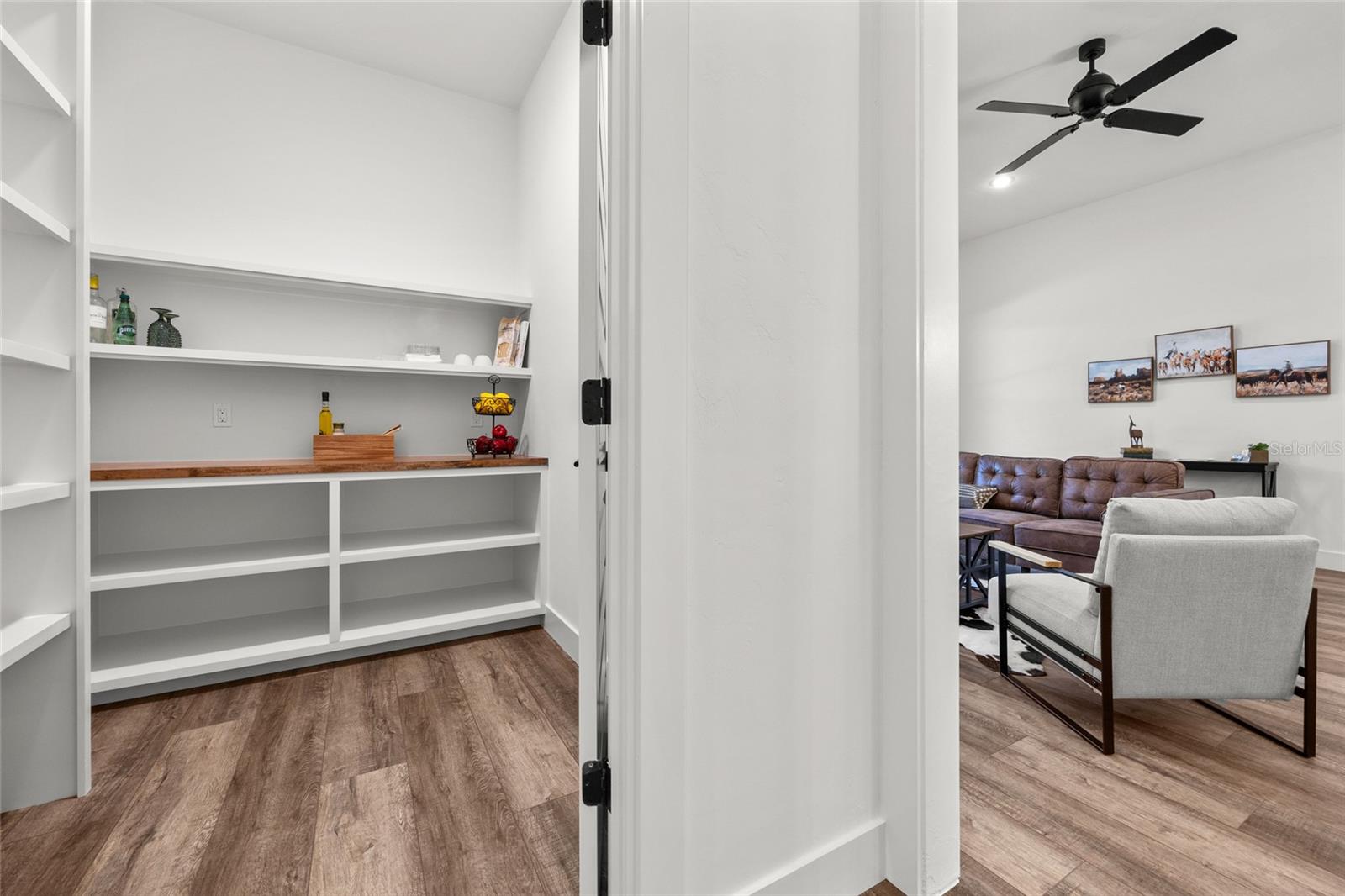 G M WHETSTONE ESTATE ADD TO H S - Residential