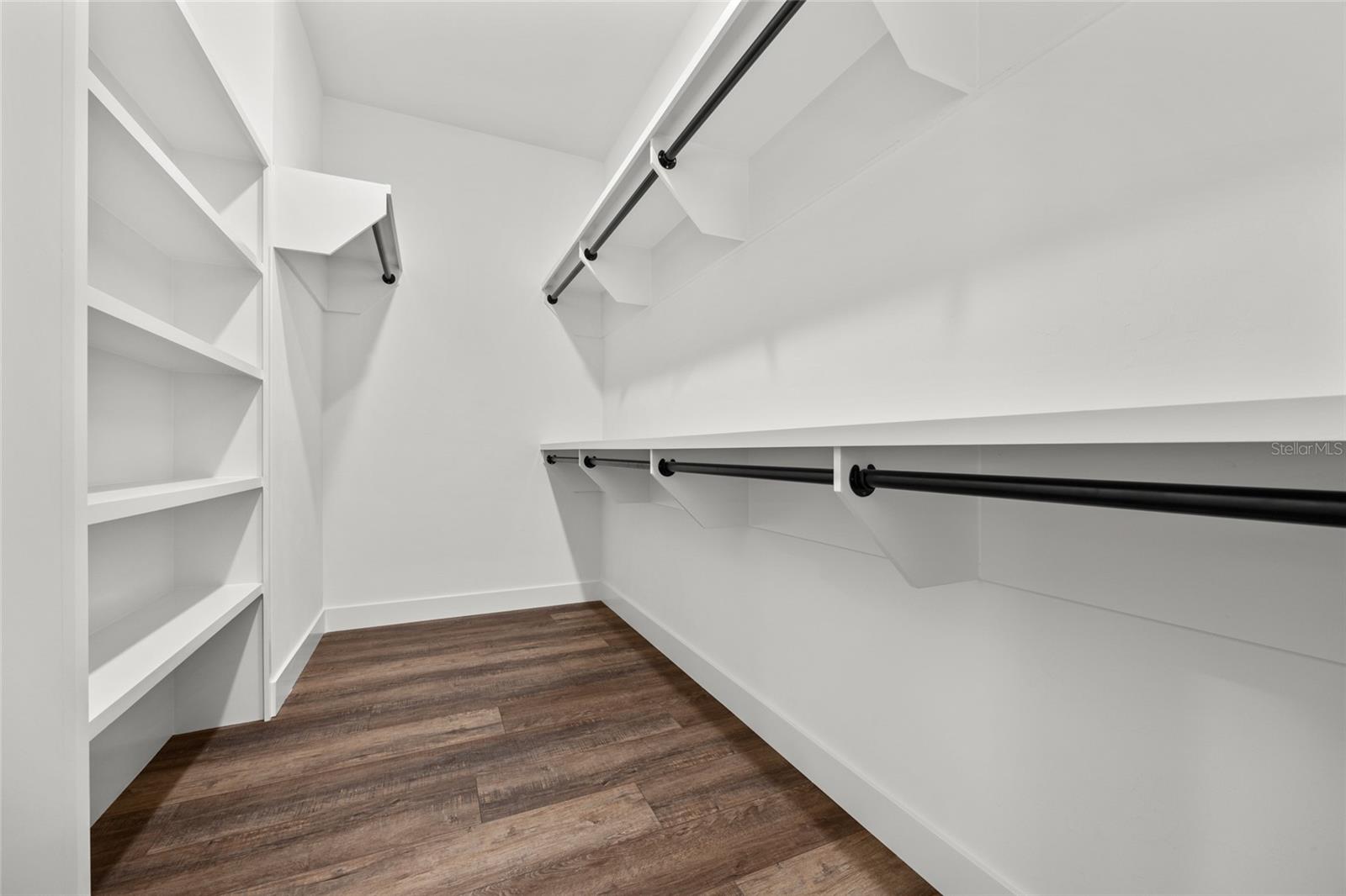 G M WHETSTONE ESTATE ADD TO H S - Residential