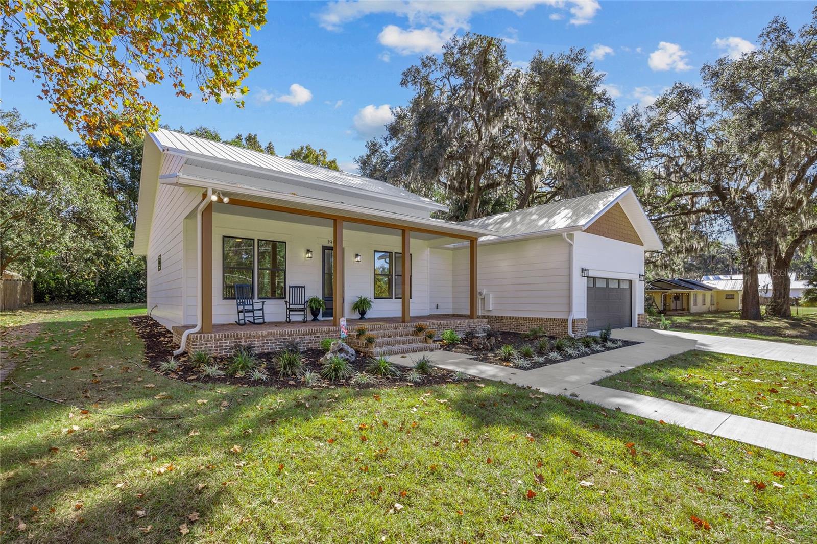 19125 HIGH SPRINGS MAIN STREET