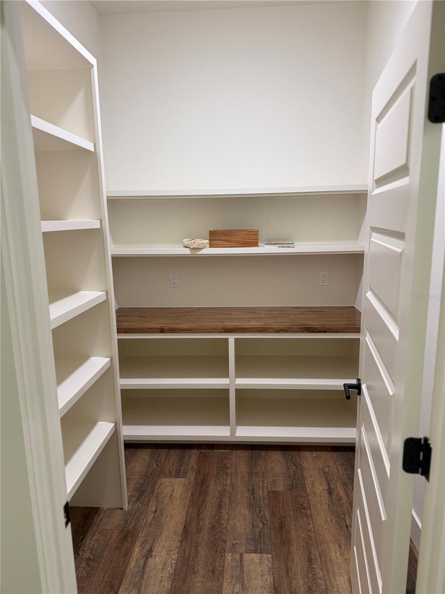 G M WHETSTONE ESTATE ADD TO H S - Residential