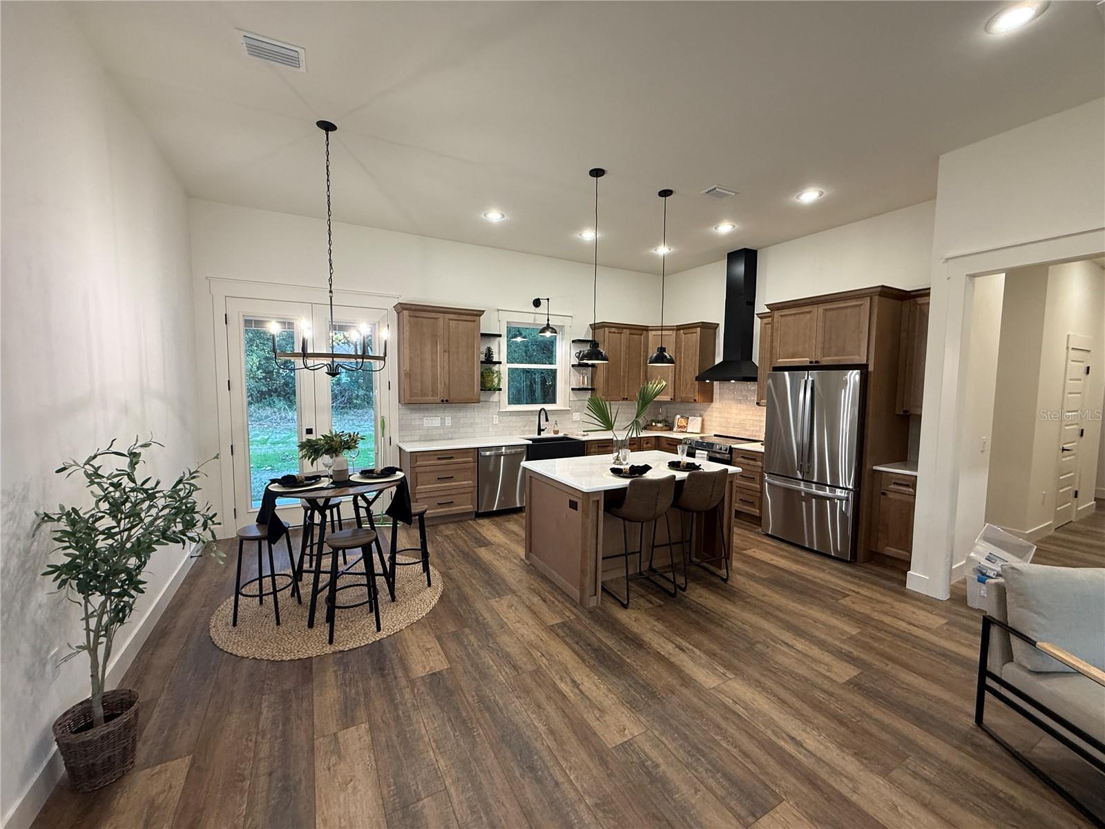 G M WHETSTONE ESTATE ADD TO H S - Residential