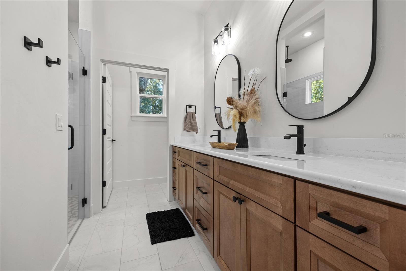 G M WHETSTONE ESTATE ADD TO H S - Residential