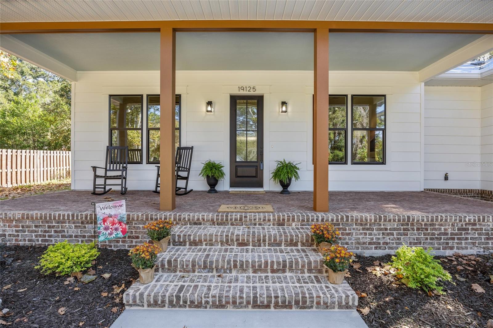 19125 HIGH SPRINGS MAIN STREET