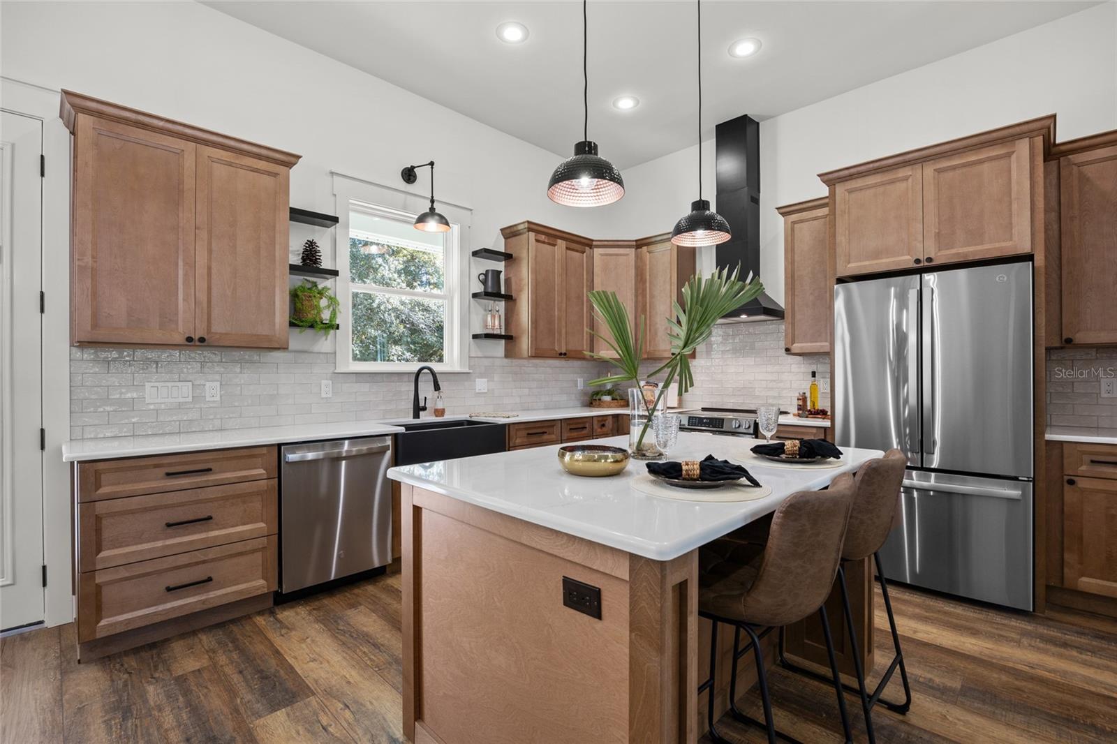 G M WHETSTONE ESTATE ADD TO H S - Residential