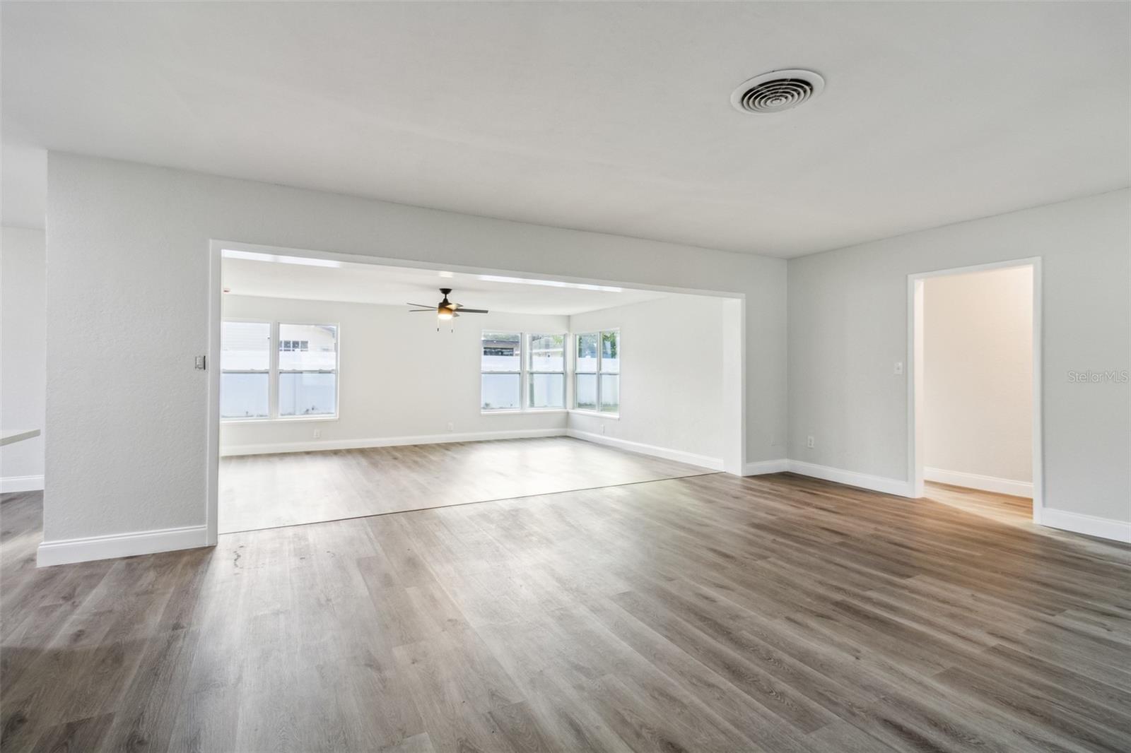 1845 SKYLAND DRIVE