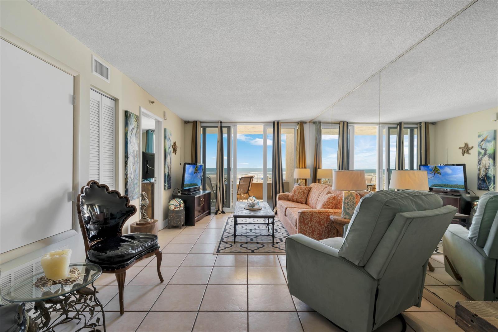 Oceania Plaza Condo - Residential