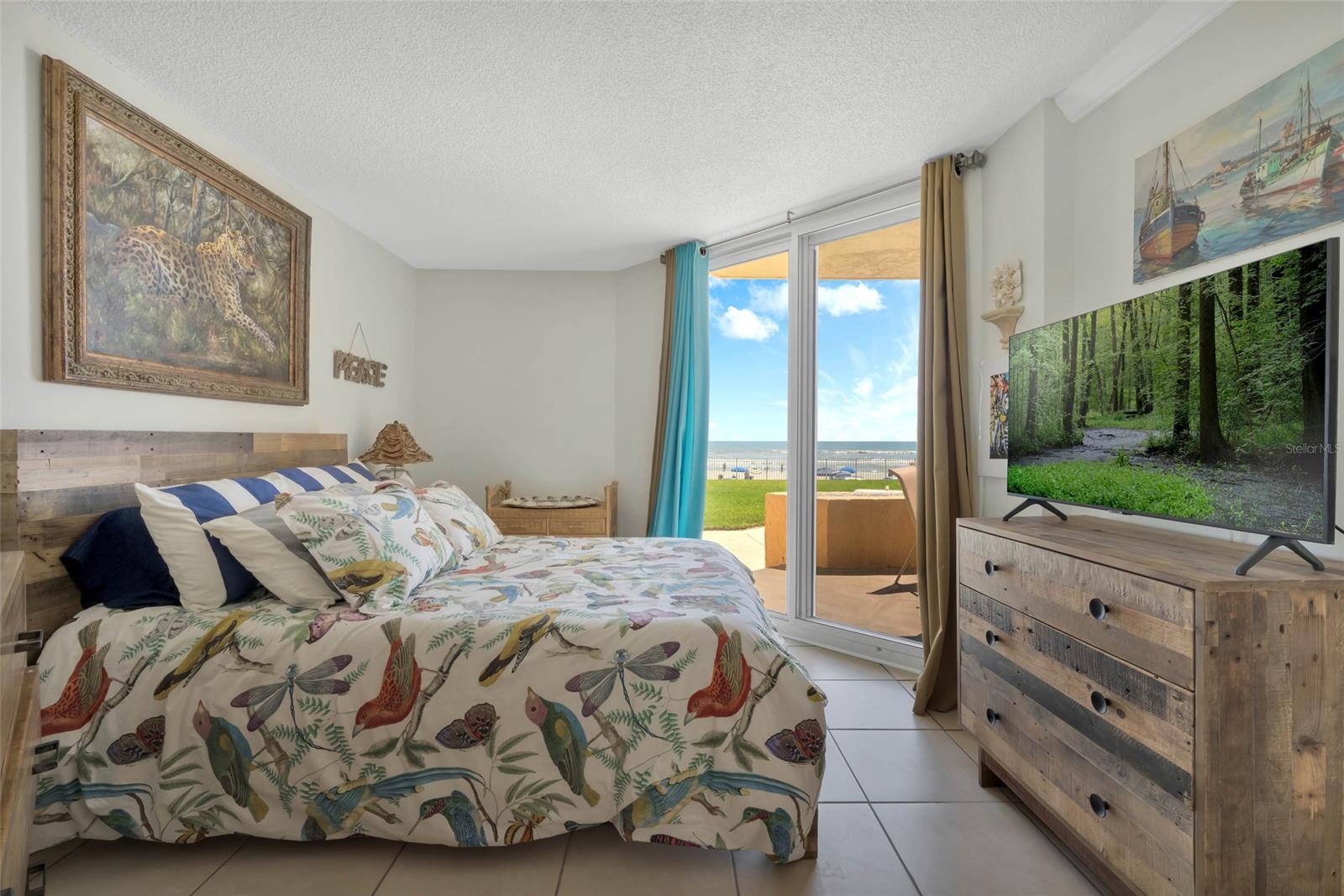 Oceania Plaza Condo - Residential