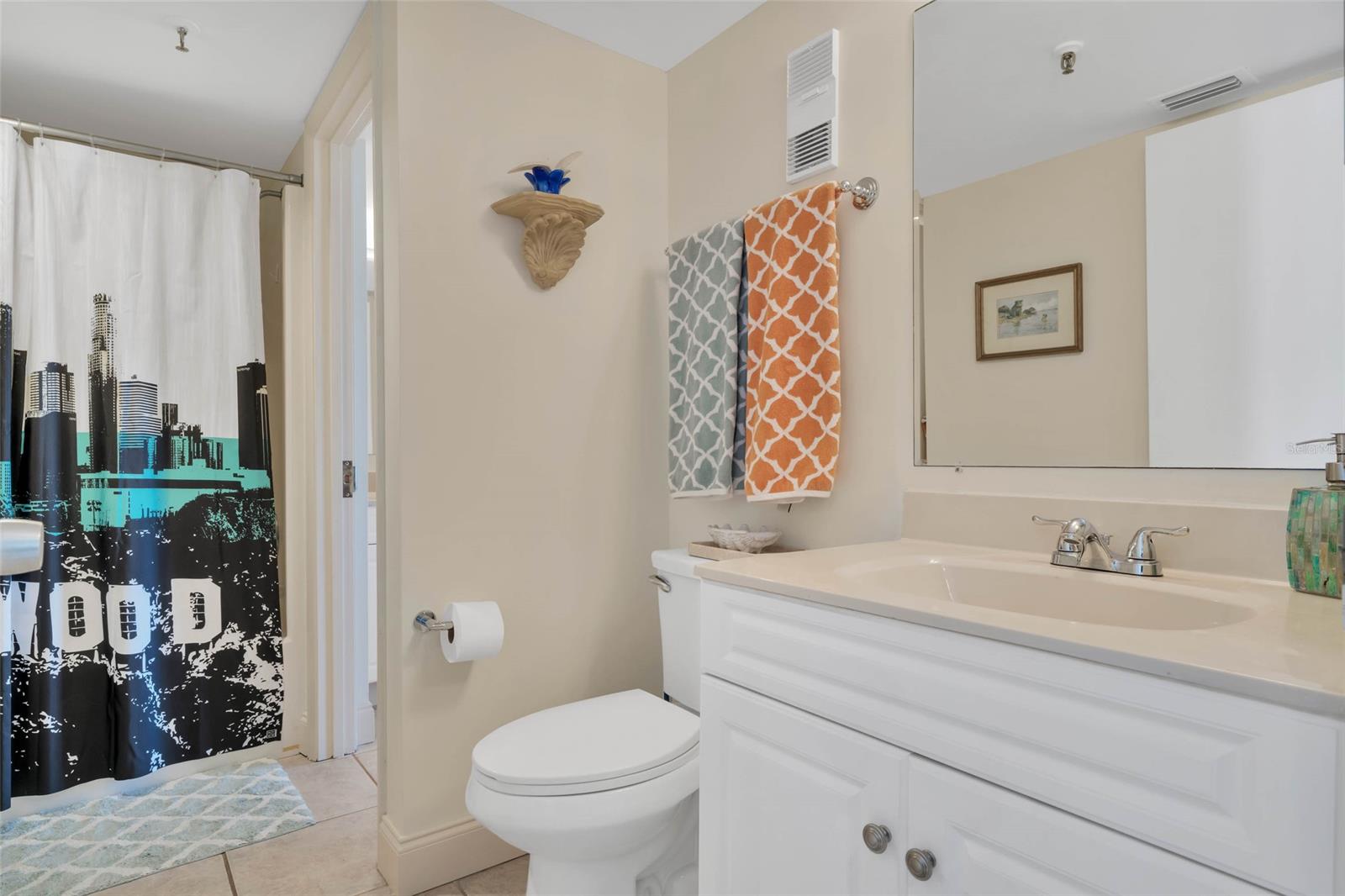 Oceania Plaza Condo - Residential